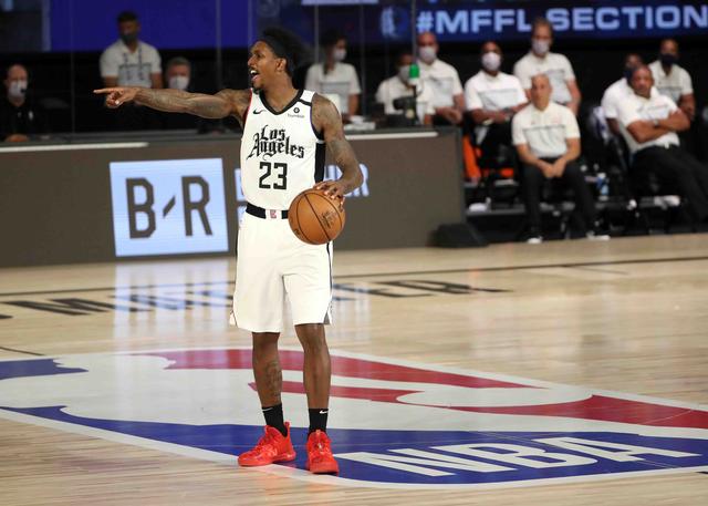 季前赛中希 季前赛中希